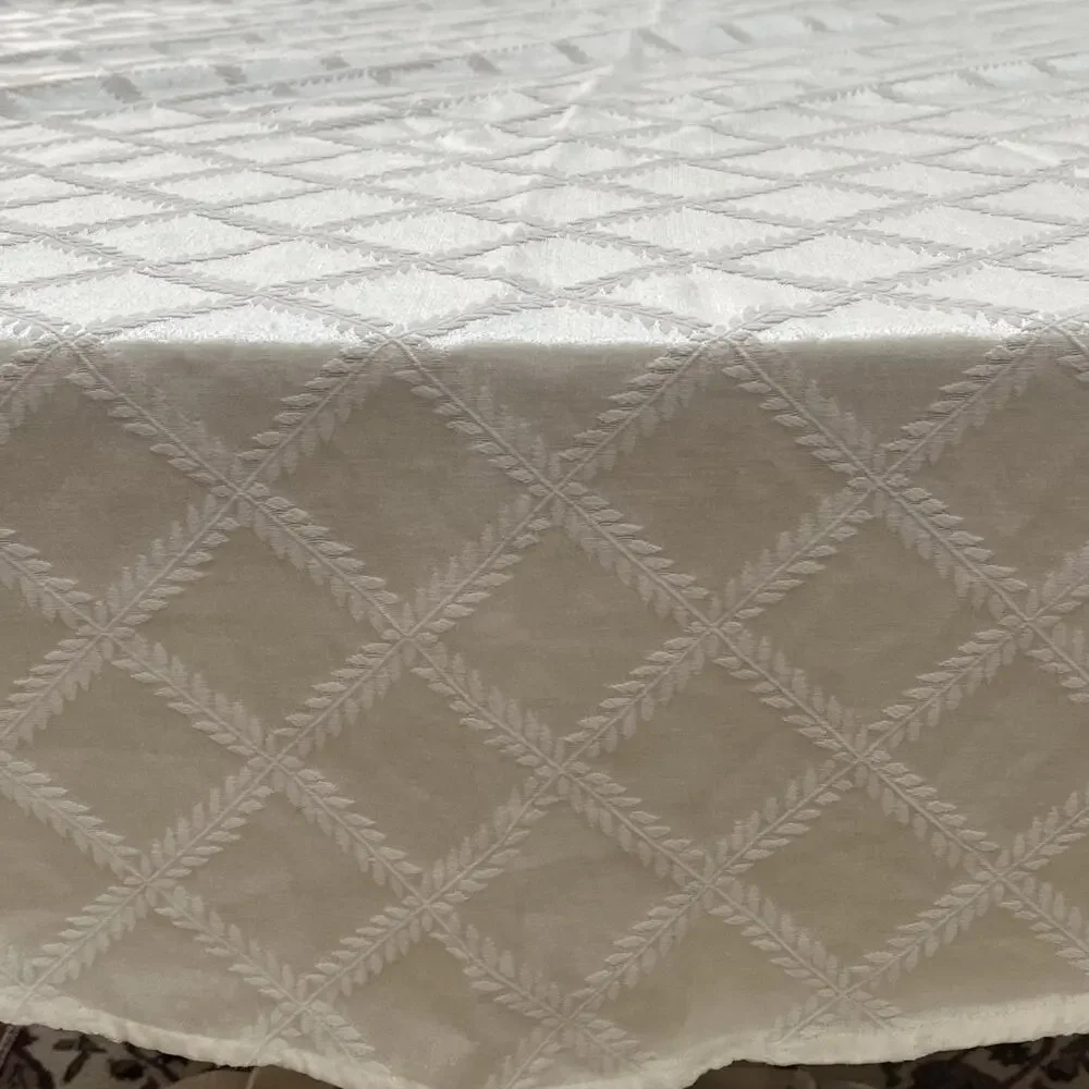 LENOX American By Design Laurel Leaf Oblong Tablecloth 98